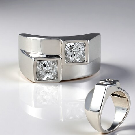 Anello in argento con Zircone