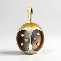 Pendentif en or et Nacre