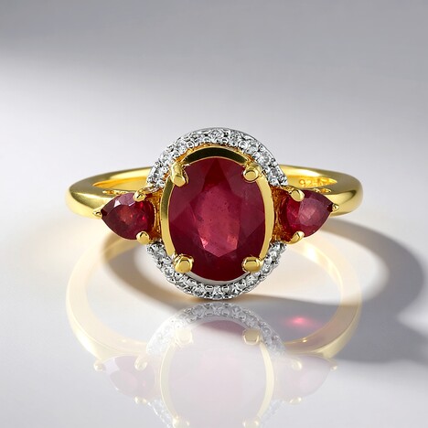 Anello in argento con Rubino del Madagascar