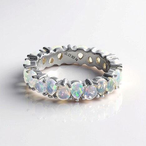 Anello in argento con Opale di Welo