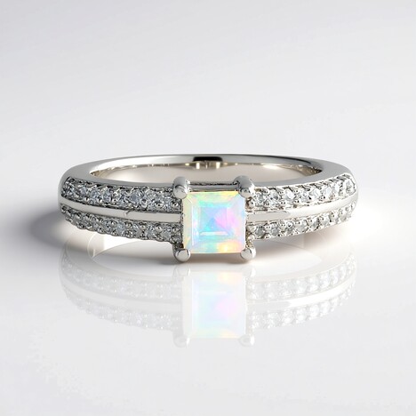 Anello in argento con Opale di Welo