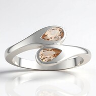 Zilveren ring met Marropino Morganieten