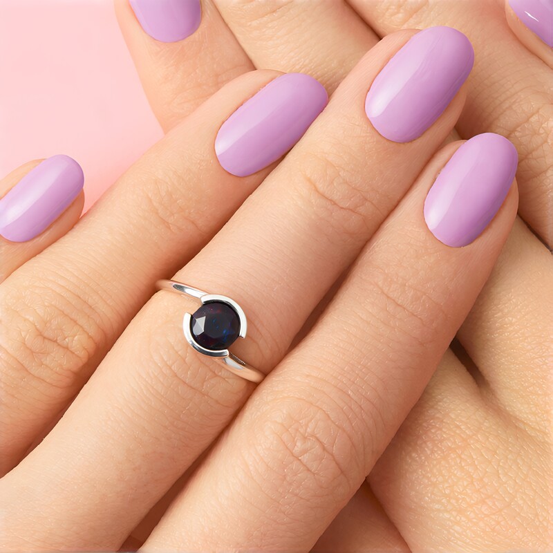 Anillo en plata con Ópalo de Mezezo