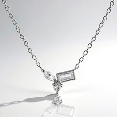 Collana in argento con Topazio Bianco