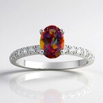 Anello in argento con Quarzo Mistico Aurora
