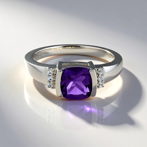 Anello in argento con Ametista del Marocco