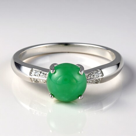 Bague en argent et Chrysoprase impériale