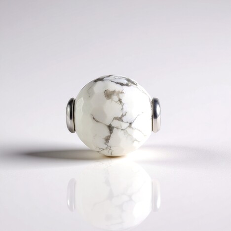 Ciondolo in argento con Howlite (MONOSONO COLLECTION)