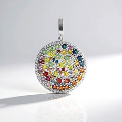 Ciondolo in argento con Zaffiro Fancy