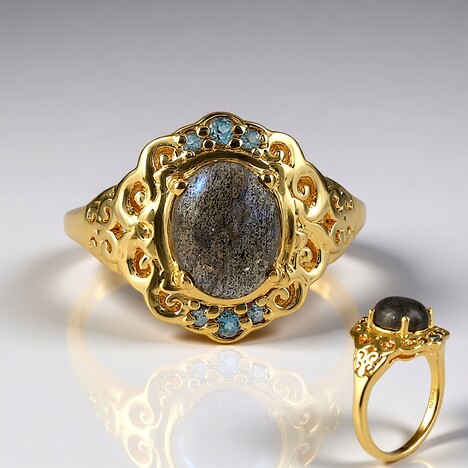 Anello in argento con Labradorite