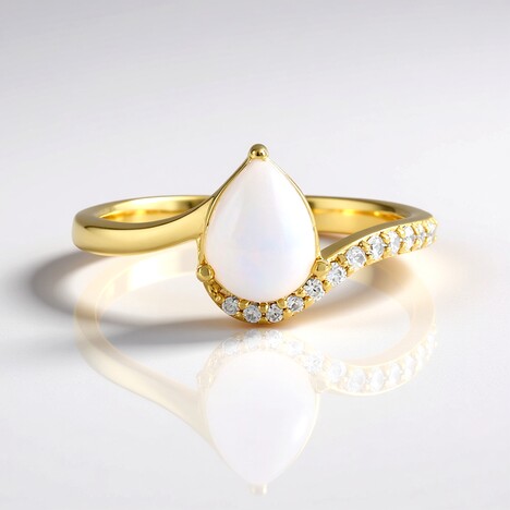 Anello in argento con Opale di Welo