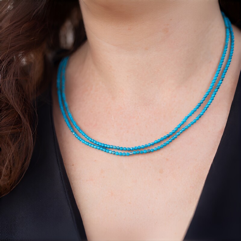 Collar en plata con Apatita azul