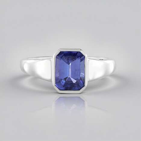 Anello in oro con Tanzanite AAA