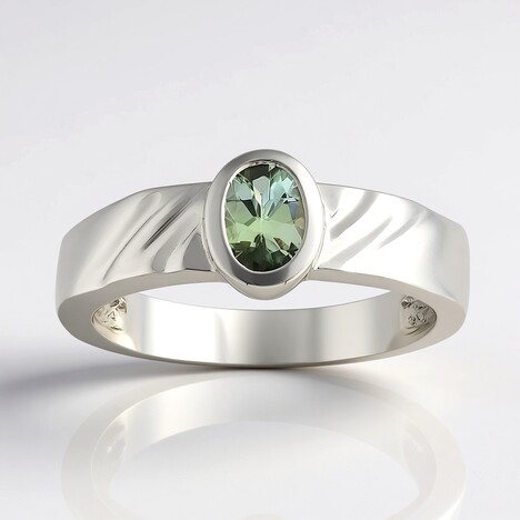 Anello in argento con Tanzanite Verde