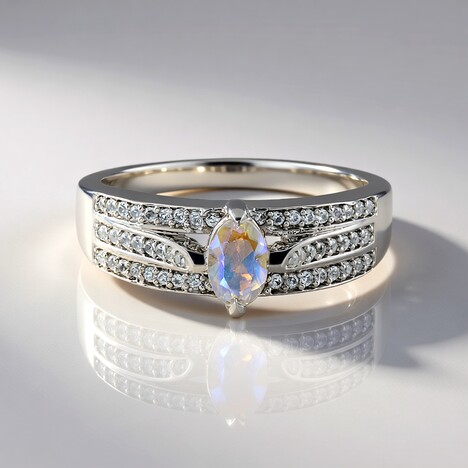 Anello in argento con Topazio Arcobaleno