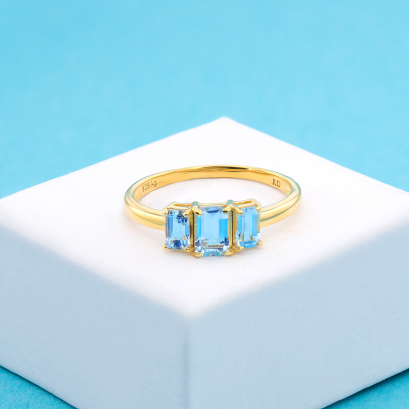 Anello in argento con Acquamarina Brasiliana