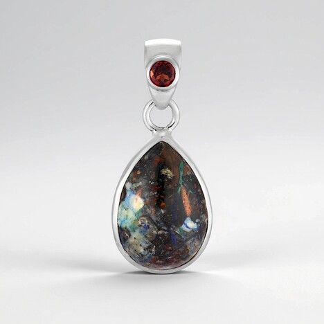 Ciondolo in argento con Zarinite