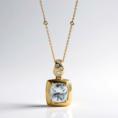 Collana in oro con Acquamarina Brasiliana AAA