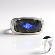 Zilveren ring met een Blauwe Minary Labradoriet (KM by Juwelo)