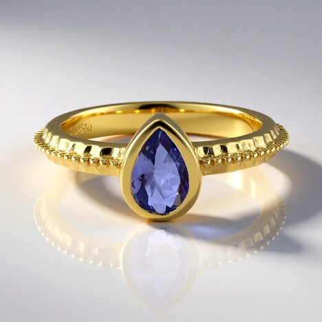 Anello in argento con Tanzanite