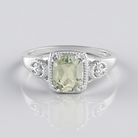 Anello in argento con Ametista Verde