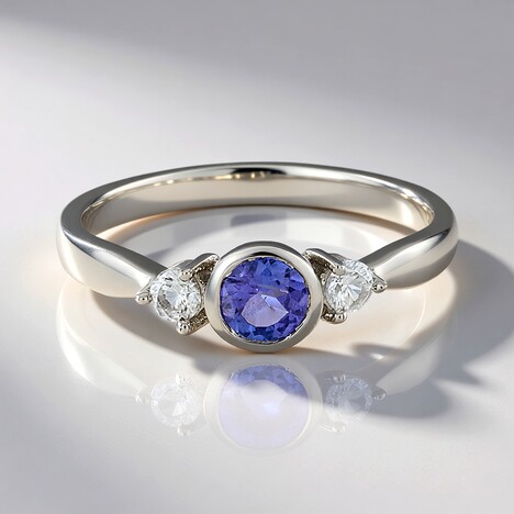 Anello in argento con Tanzanite