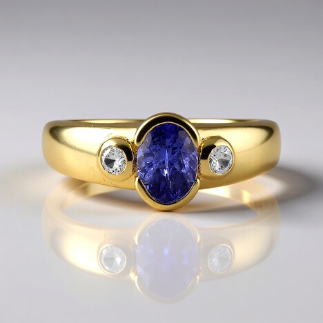 Anello in argento con Tanzanite (Adela Silber)
