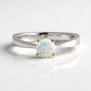 Anello in argento con Opale di Welo (de Melo Essence)