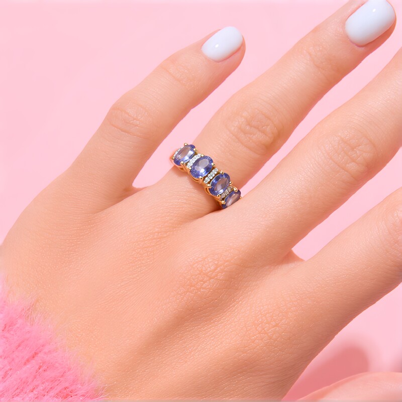 Bague en or et Tanzanite lilas