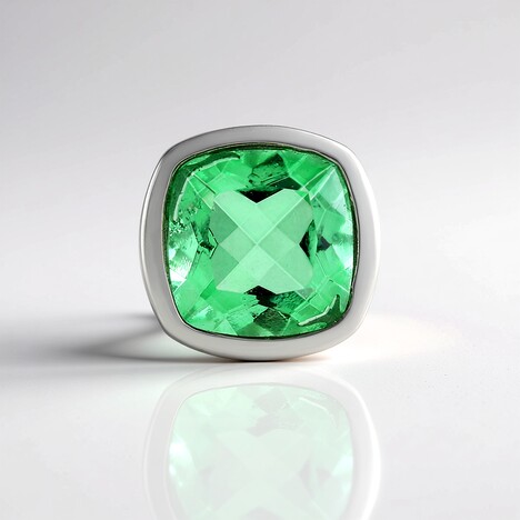 Ciondolo in argento con Quarzo Verde Smeraldo (MONOSONO COLLECTION)