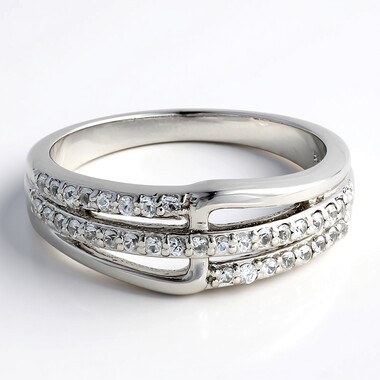 Zilveren ring met witte saffieren