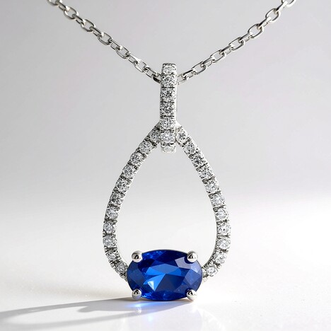 Collana in oro con Zaffiro Ceylon Blu