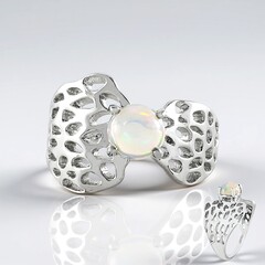 Anello in argento con Opale di Welo