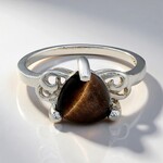 Anello in argento con Occhio di Tigre Rosso