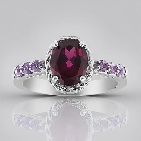 Anello in argento con Rodolite della Rift Valley