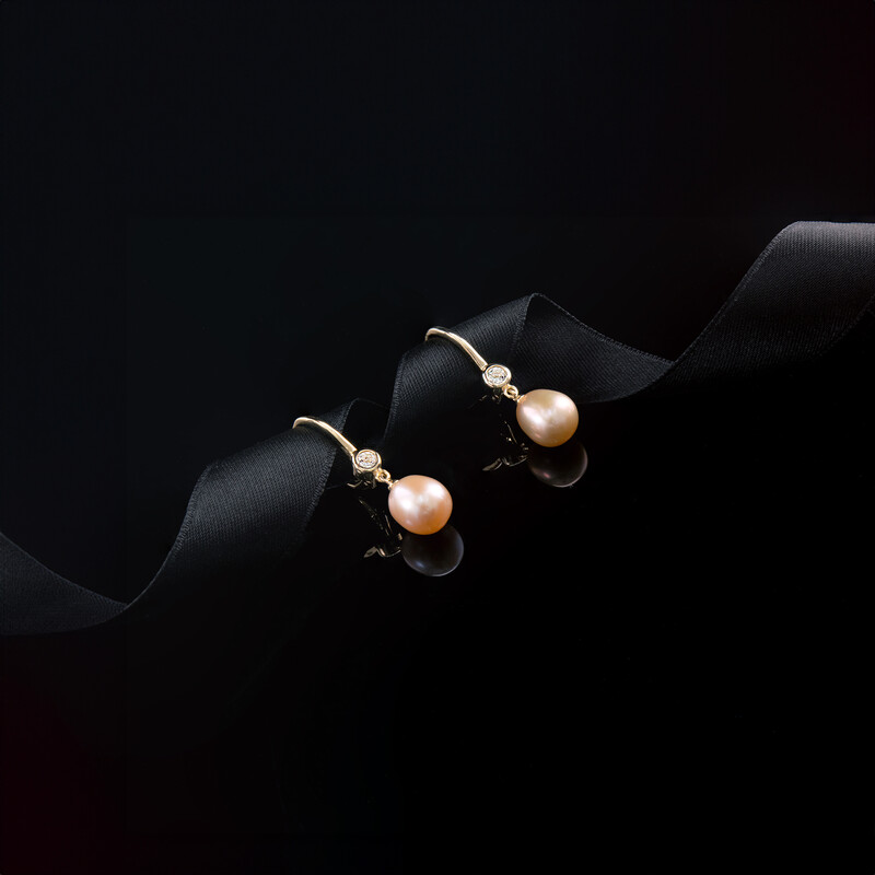 Pfirsichfarbene Süßwasserzuchtperlen-Silberohrringe