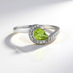 Anello in argento con Sfene