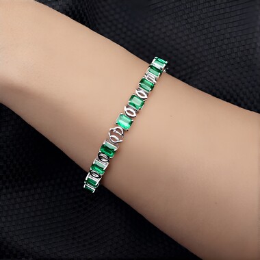 Brazalete en plata con Esmeralda de Zambia
