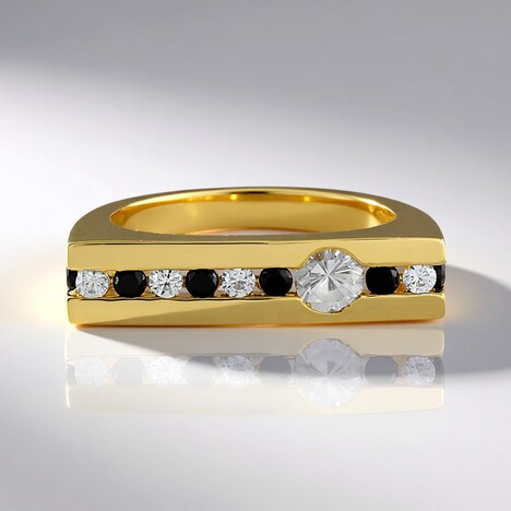 Anello in argento con Zircone