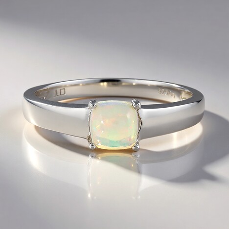 Bague en argent et Opale Welo