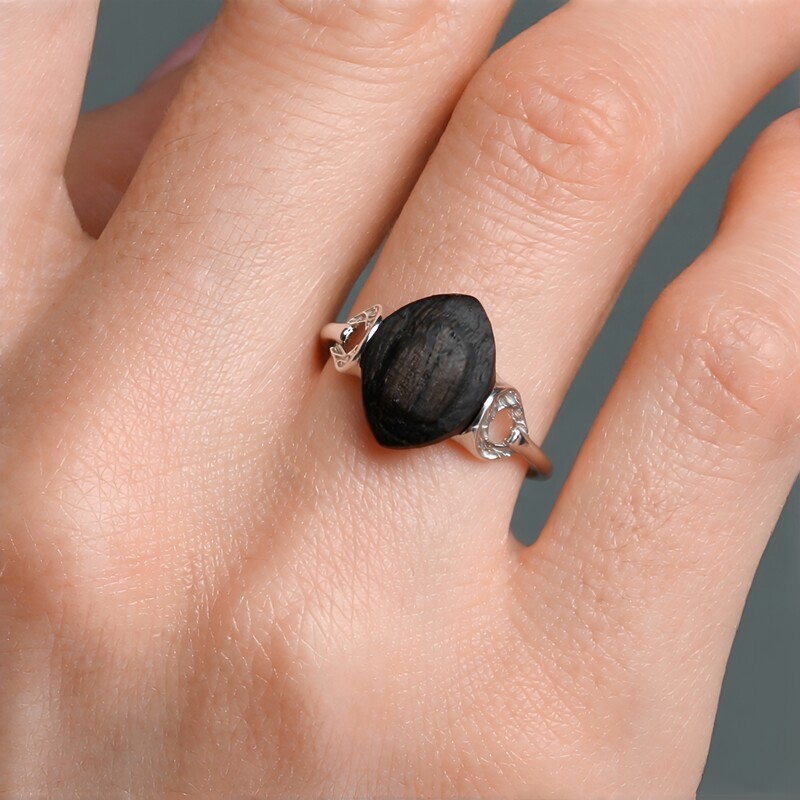 Anillo en plata con Roble palustre (dagen)