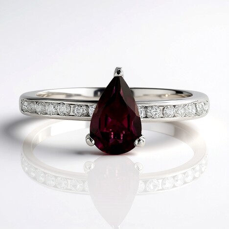 Anello in argento con Rodolite