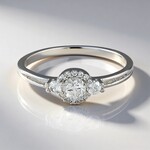 Anello in argento con Zaffiro Bianco