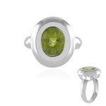 Zilveren ring met een peridoot (de Melo Essence)