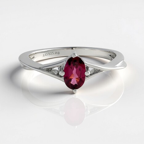 Anello in argento con Rodolite di Naktamunda