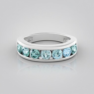 Anillo en plata con Zircón de Ratanak Kirí