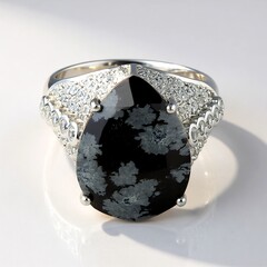 Anello in argento con Ossidiana Fiocco di Neve