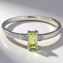 Anello in argento con Apatite Xia