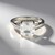 Anello in argento con Petalite