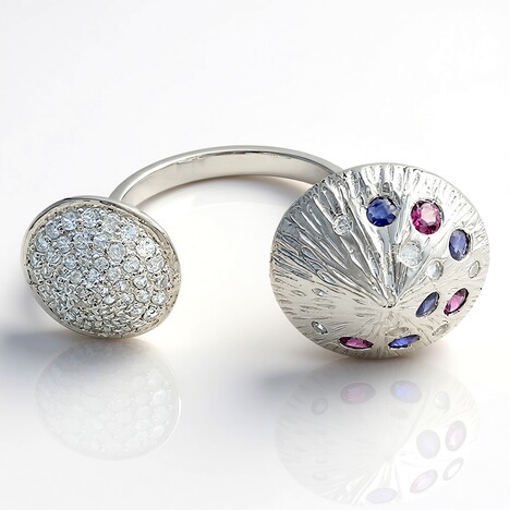 Anello in argento con Gemme